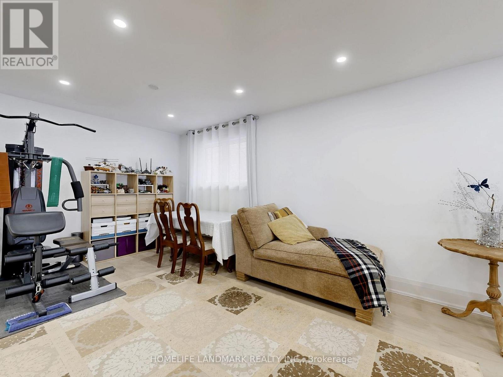 50 Bruce Farm Drive, Toronto, Ontario  M2H 1G5 - Photo 5 - C12943608