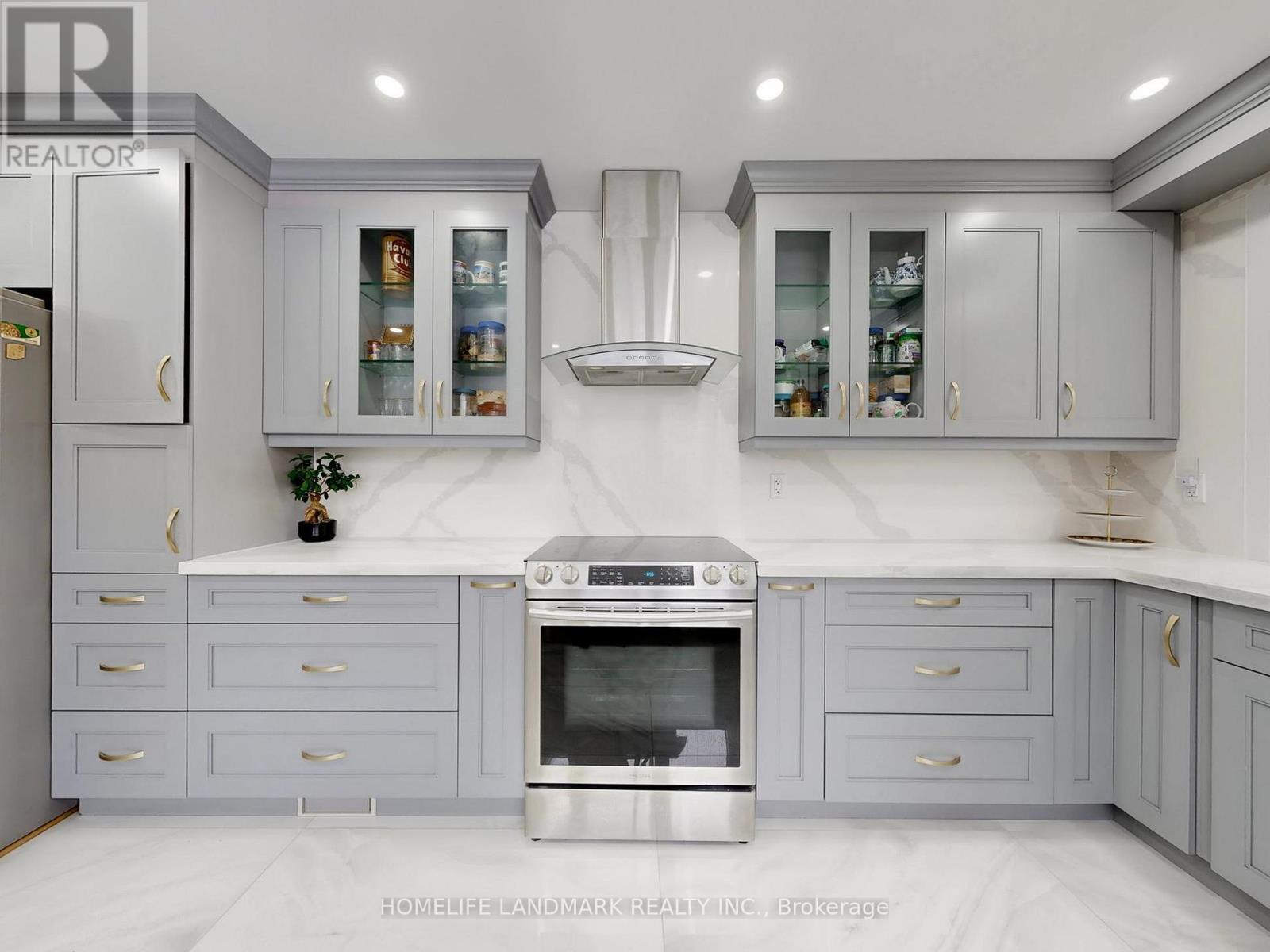 50 Bruce Farm Drive, Toronto, Ontario  M2H 1G5 - Photo 7 - C12943608