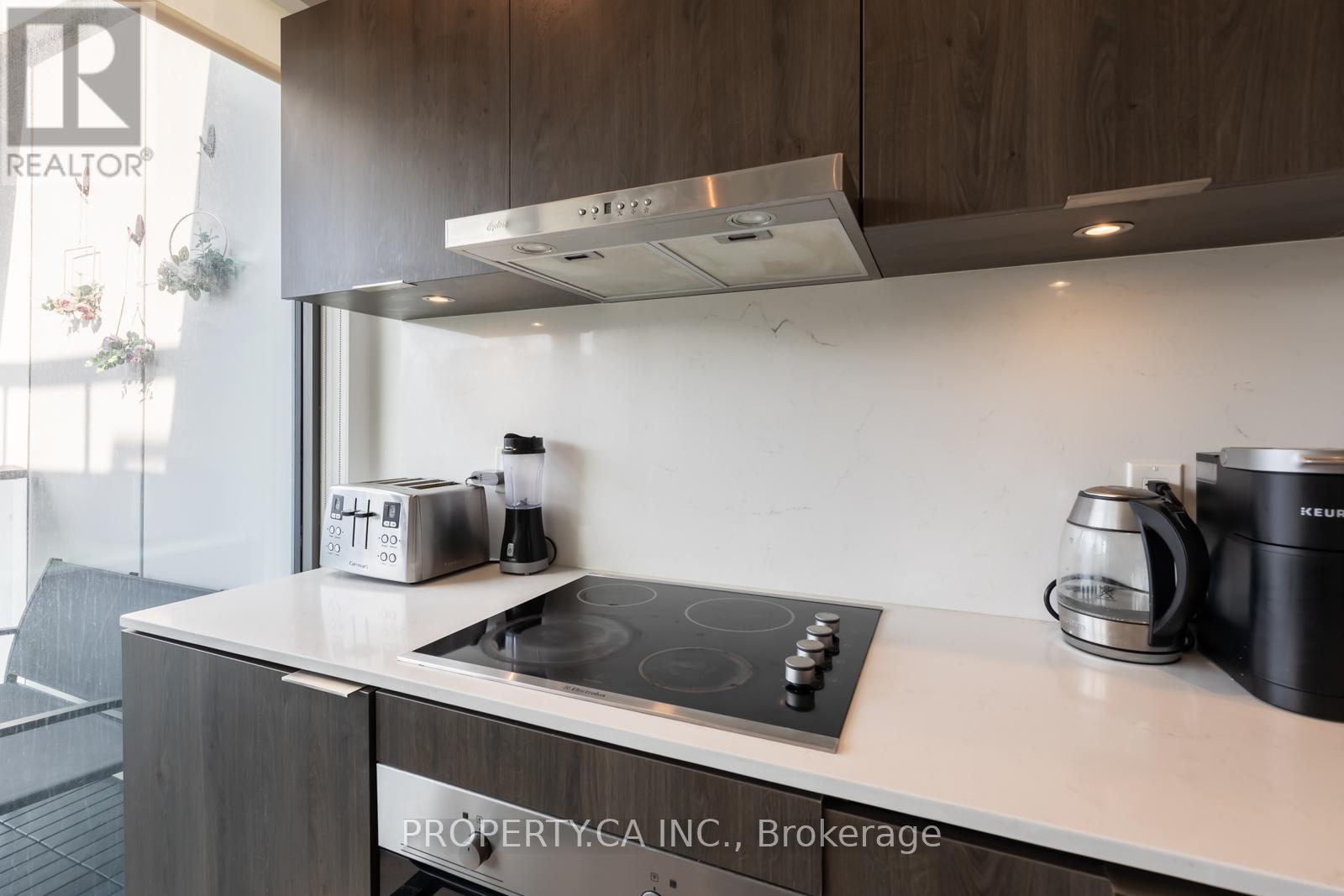 324 - 12 Bonnycastle Street, Toronto, Ontario  M5A 0C8 - Photo 11 - C12943712