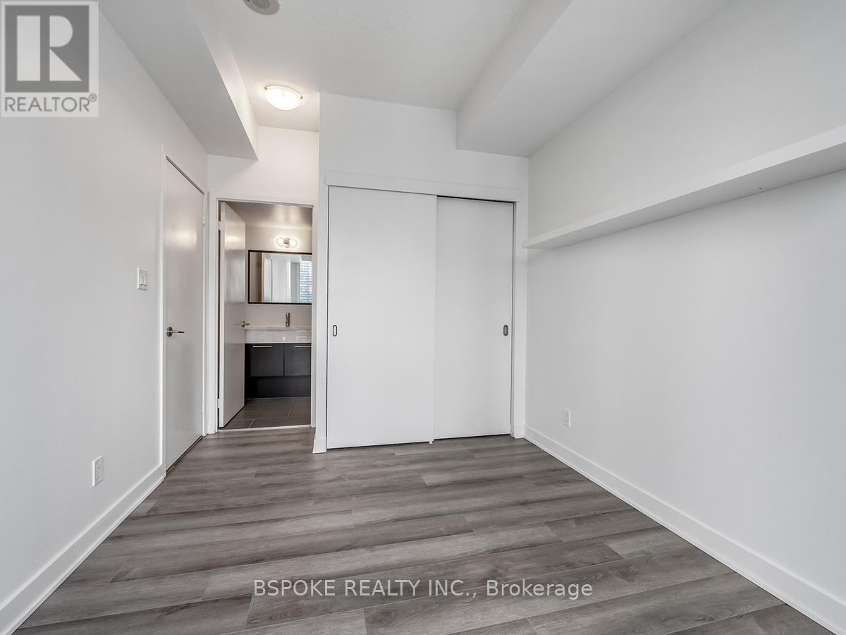 2104 - 126 Simcoe Street, Toronto, Ontario  M5H 4E6 - Photo 15 - C12943770