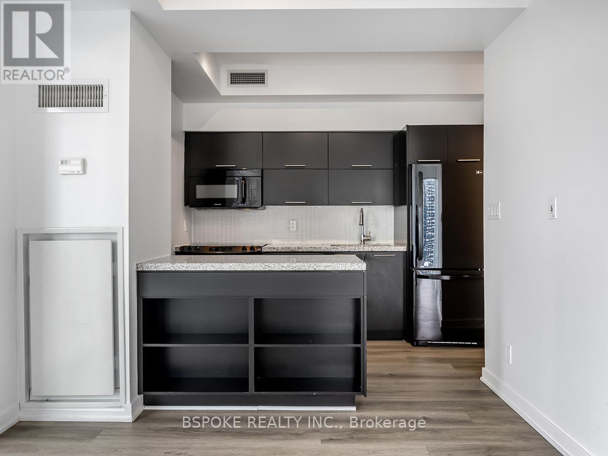 2104 - 126 Simcoe Street, Toronto, Ontario  M5H 4E6 - Photo 8 - C12943770