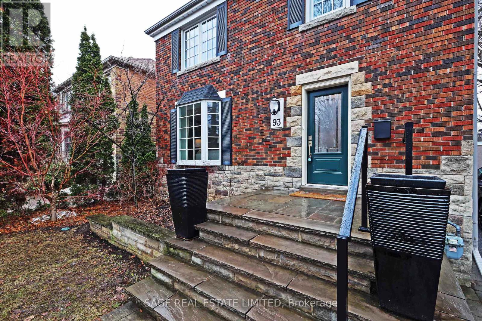 93 Ridge Hill Drive, Toronto, Ontario  M6C 2J7 - Photo 2 - C12943778