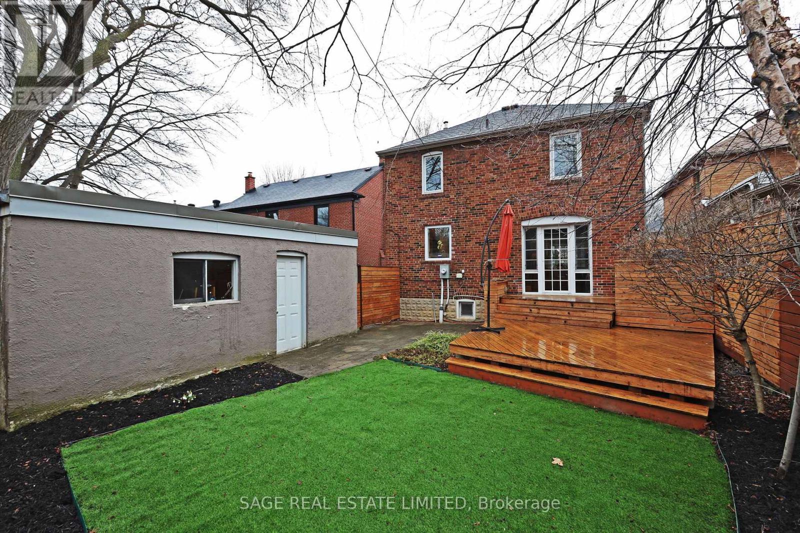 93 Ridge Hill Drive, Toronto, Ontario  M6C 2J7 - Photo 26 - C12943778