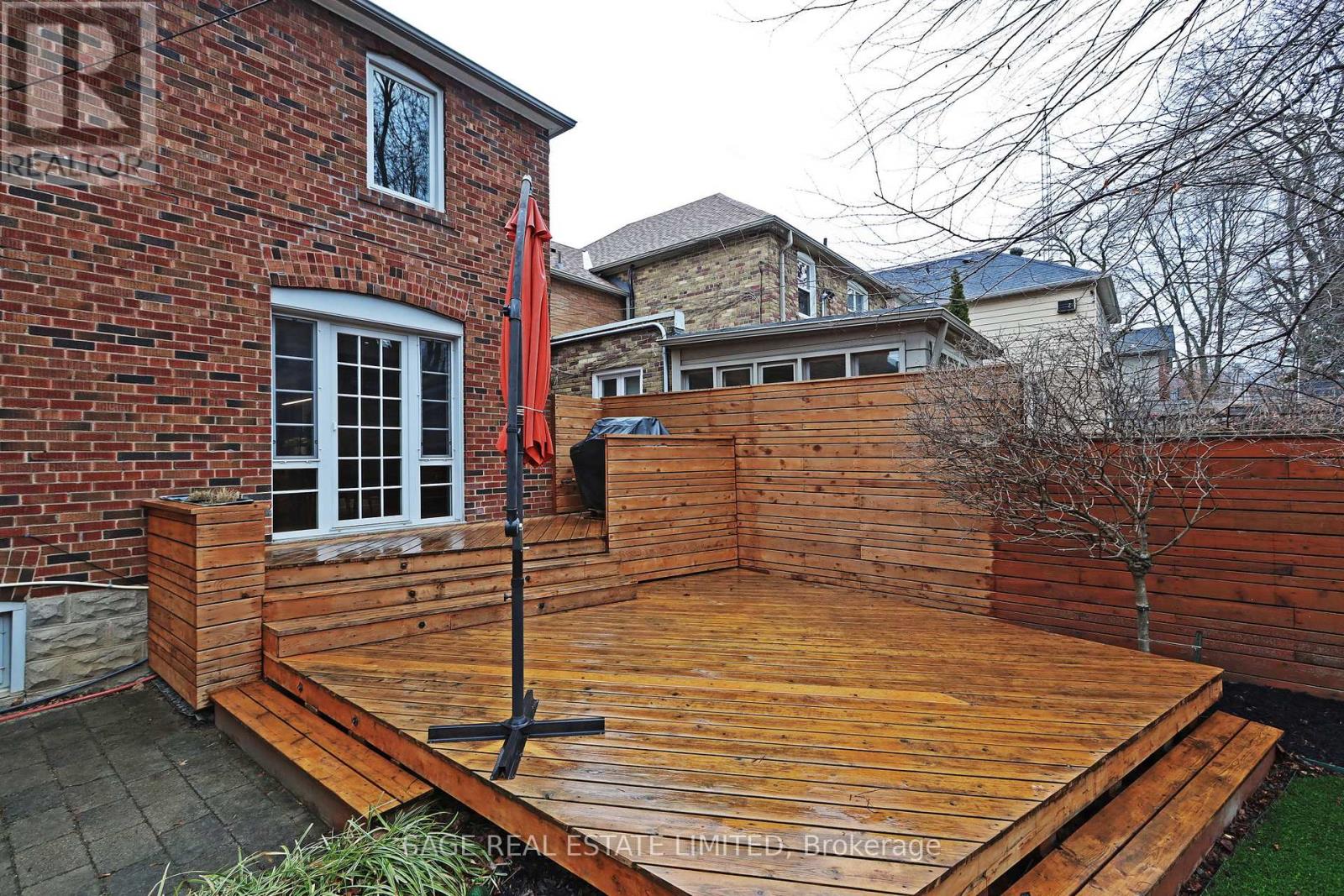 93 Ridge Hill Drive, Toronto, Ontario  M6C 2J7 - Photo 27 - C12943778