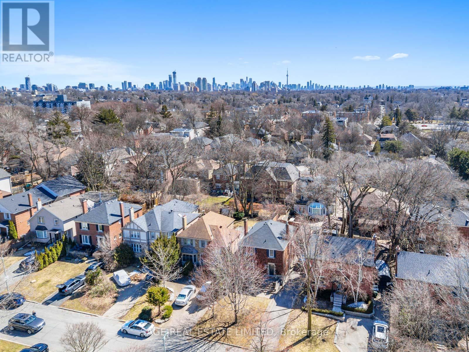 93 Ridge Hill Drive, Toronto, Ontario  M6C 2J7 - Photo 32 - C12943778