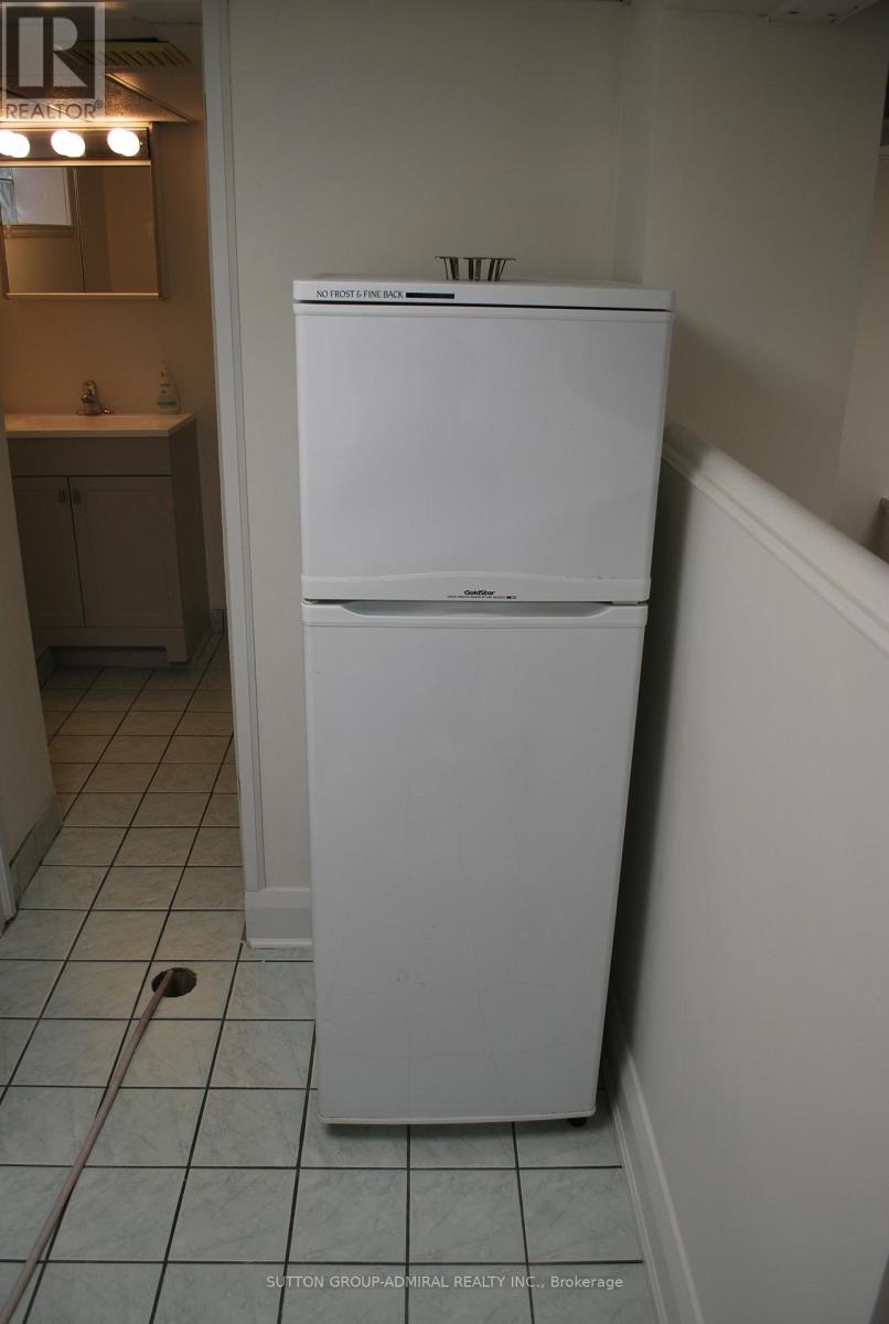 89 Rumsey Road, Toronto, Ontario  M4G 1P1 - Photo 30 - C12943806