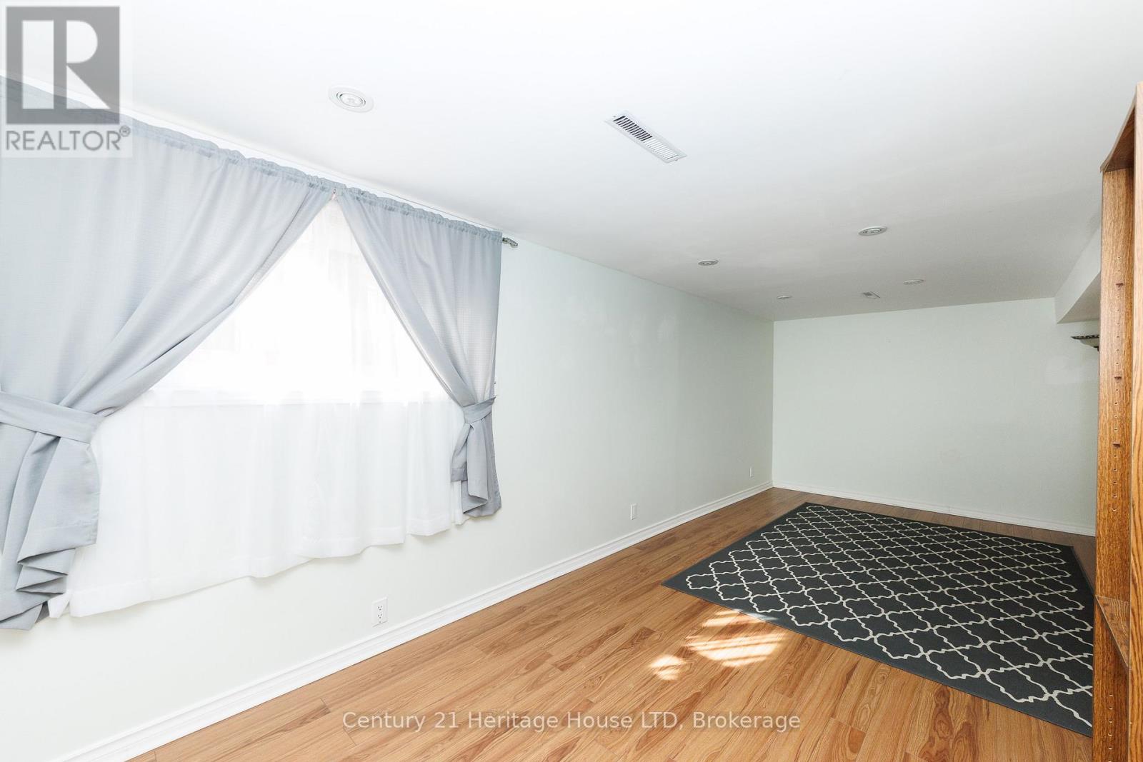 3859 Panama Court, Niagara Falls, Ontario  L2J 3Z8 - Photo 14 - X12943340