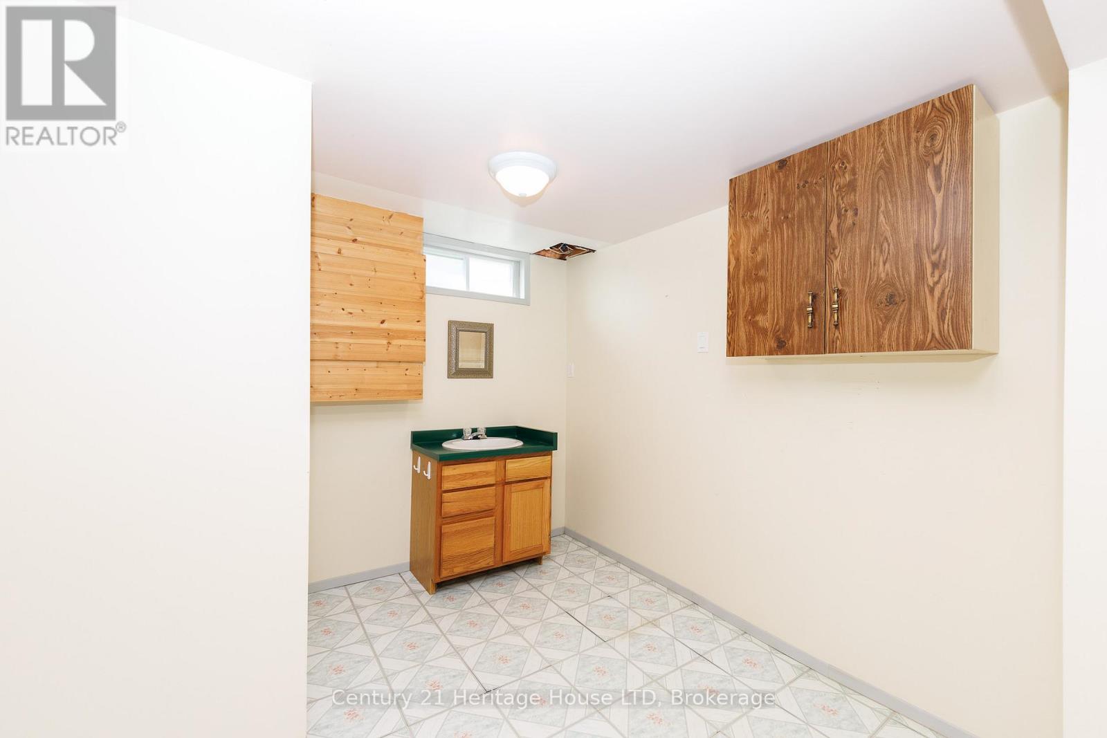 3859 Panama Court, Niagara Falls, Ontario  L2J 3Z8 - Photo 18 - X12943340