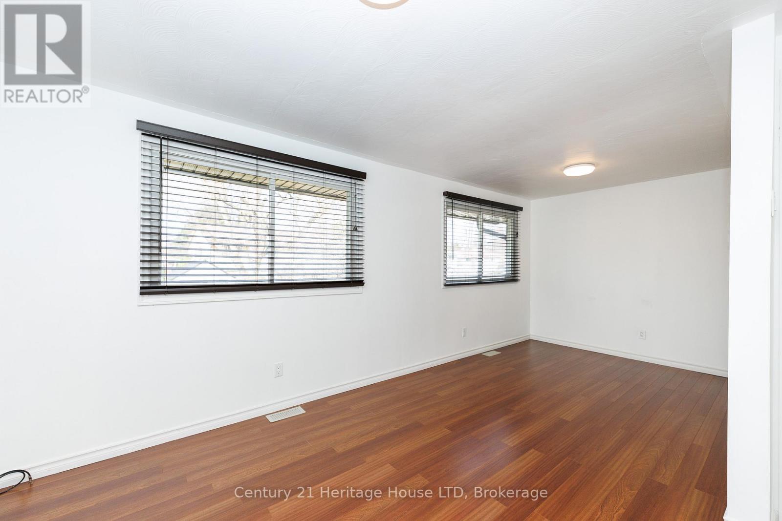 3859 Panama Court, Niagara Falls, Ontario  L2J 3Z8 - Photo 8 - X12943340