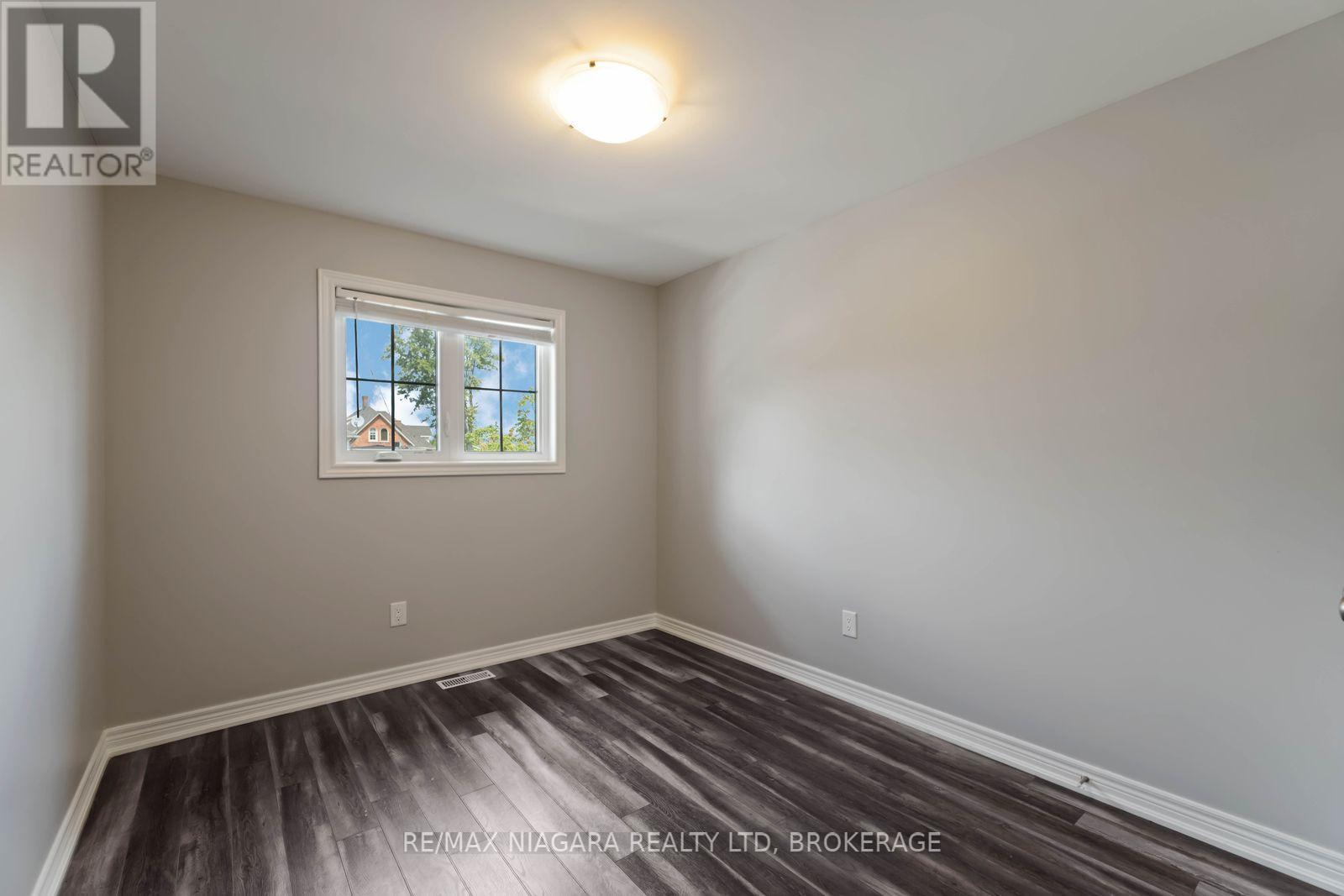 81 Grove Street, Welland, Ontario  L3B 4B3 - Photo 24 - X12943490