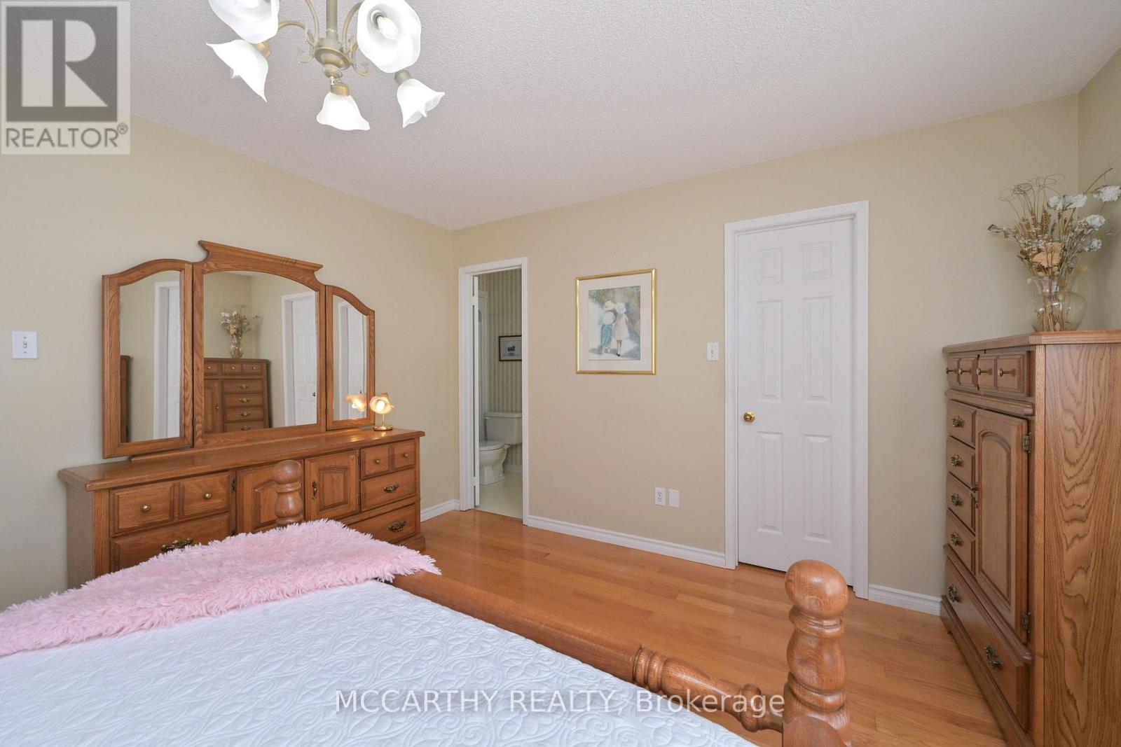 342 Lewis Drive, Orangeville, Ontario  L9W 4P8 - Photo 18 - W12842656