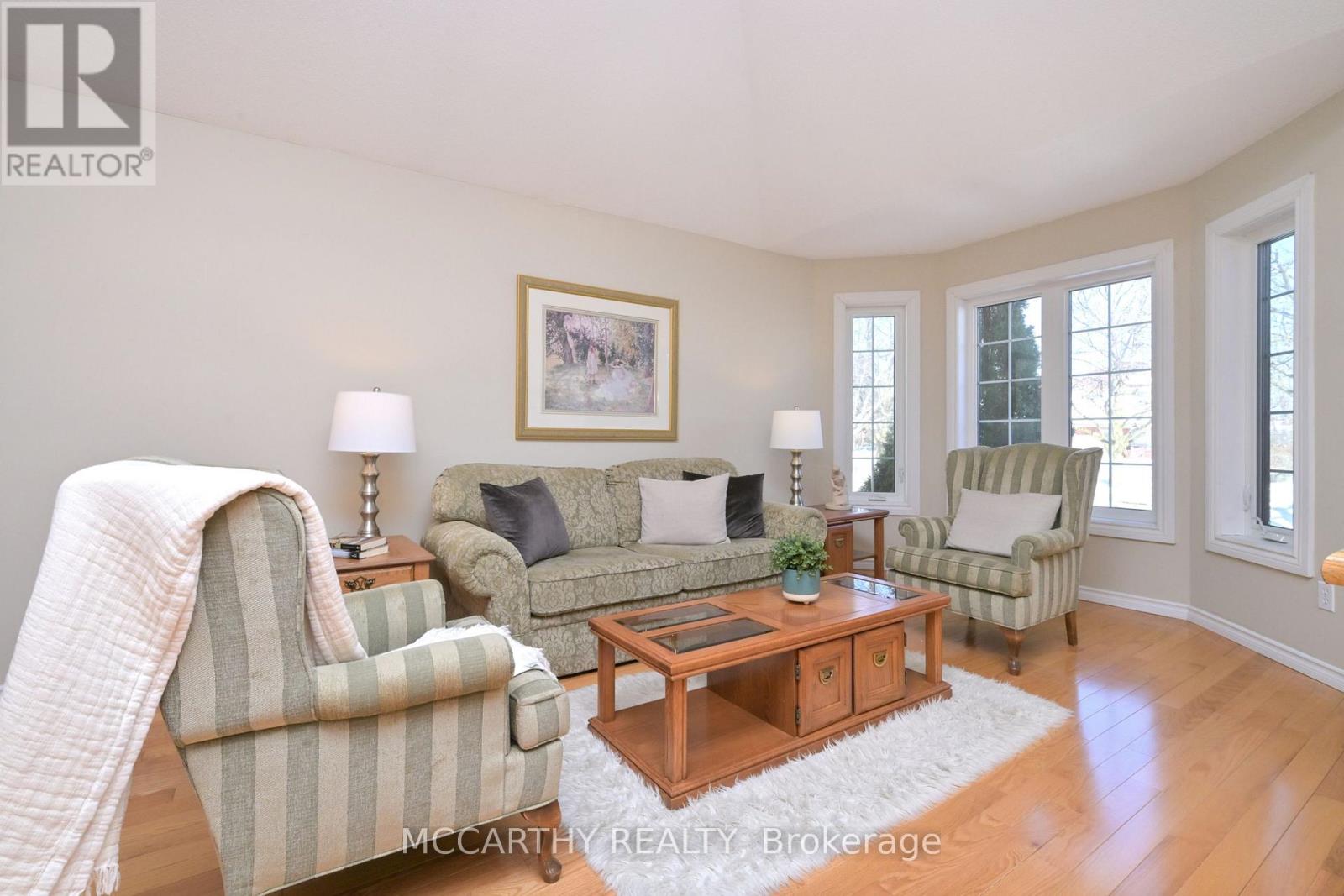 342 Lewis Drive, Orangeville, Ontario  L9W 4P8 - Photo 5 - W12842656