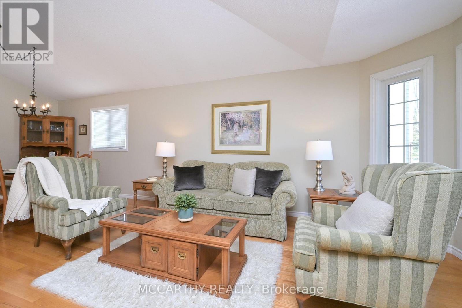 342 Lewis Drive, Orangeville, Ontario  L9W 4P8 - Photo 7 - W12842656