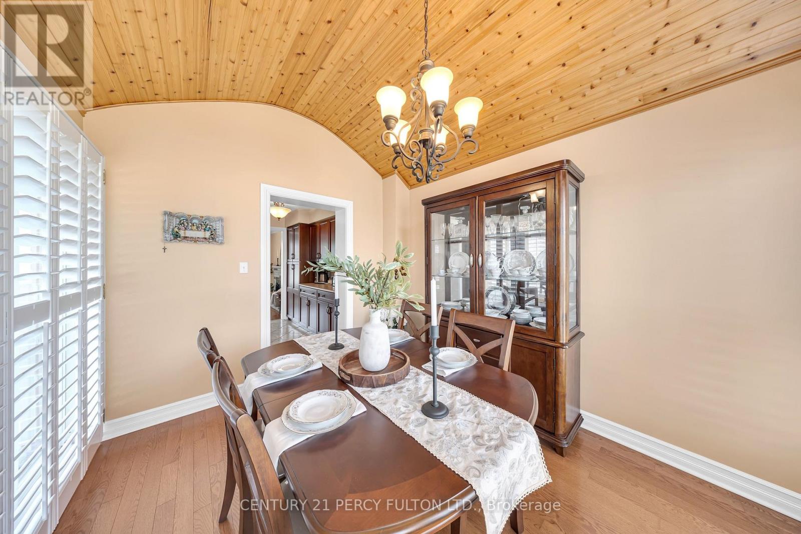 2553 Stillmeadow Drive, Mississauga, Ontario  L5B 1X8 - Photo 17 - W12942706