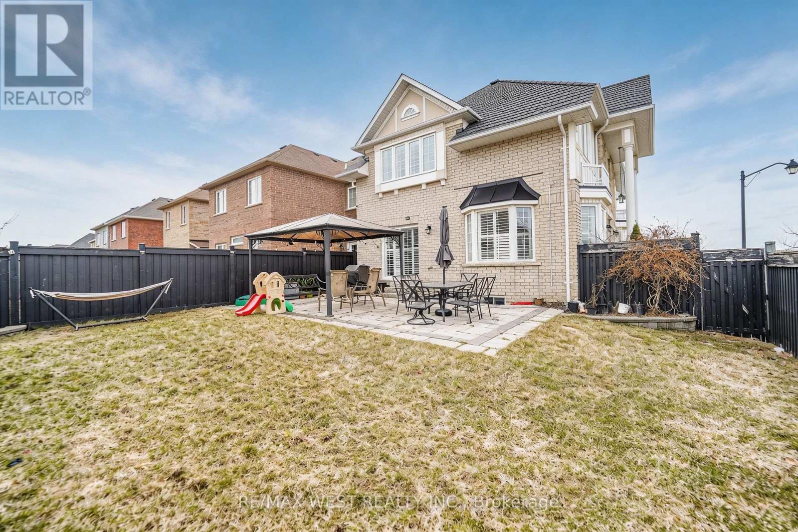 63 Sharplin Drive, Ajax, Ontario  L1Z 0P4 - Photo 12 - E12943554