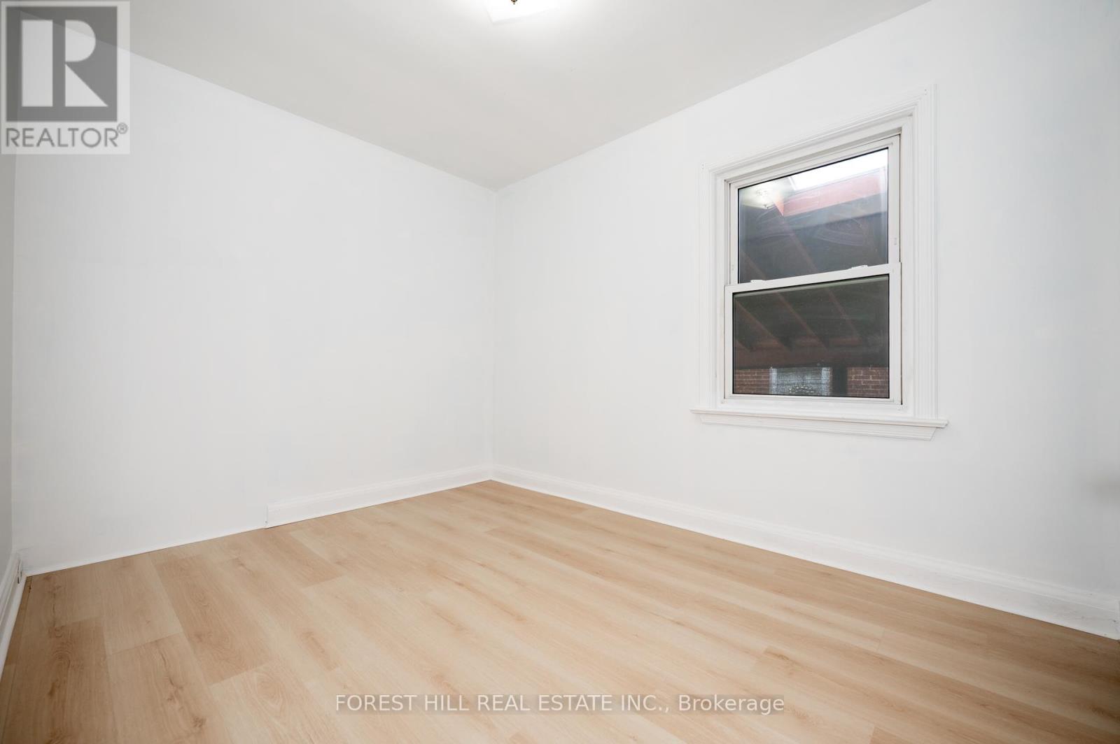 667 Pharmacy Avenue, Toronto, Ontario  M1L 3H7 - Photo 12 - E12943590