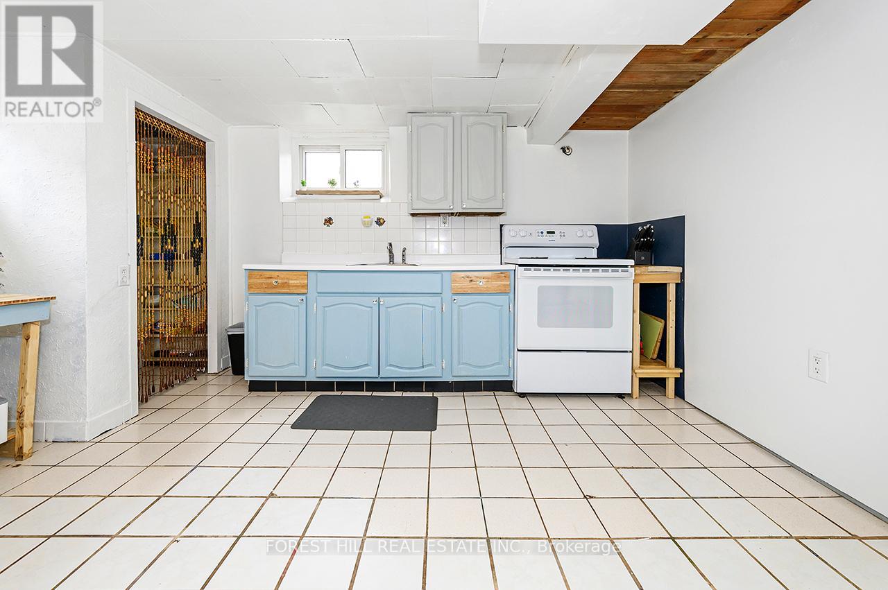 667 Pharmacy Avenue, Toronto, Ontario  M1L 3H7 - Photo 19 - E12943590