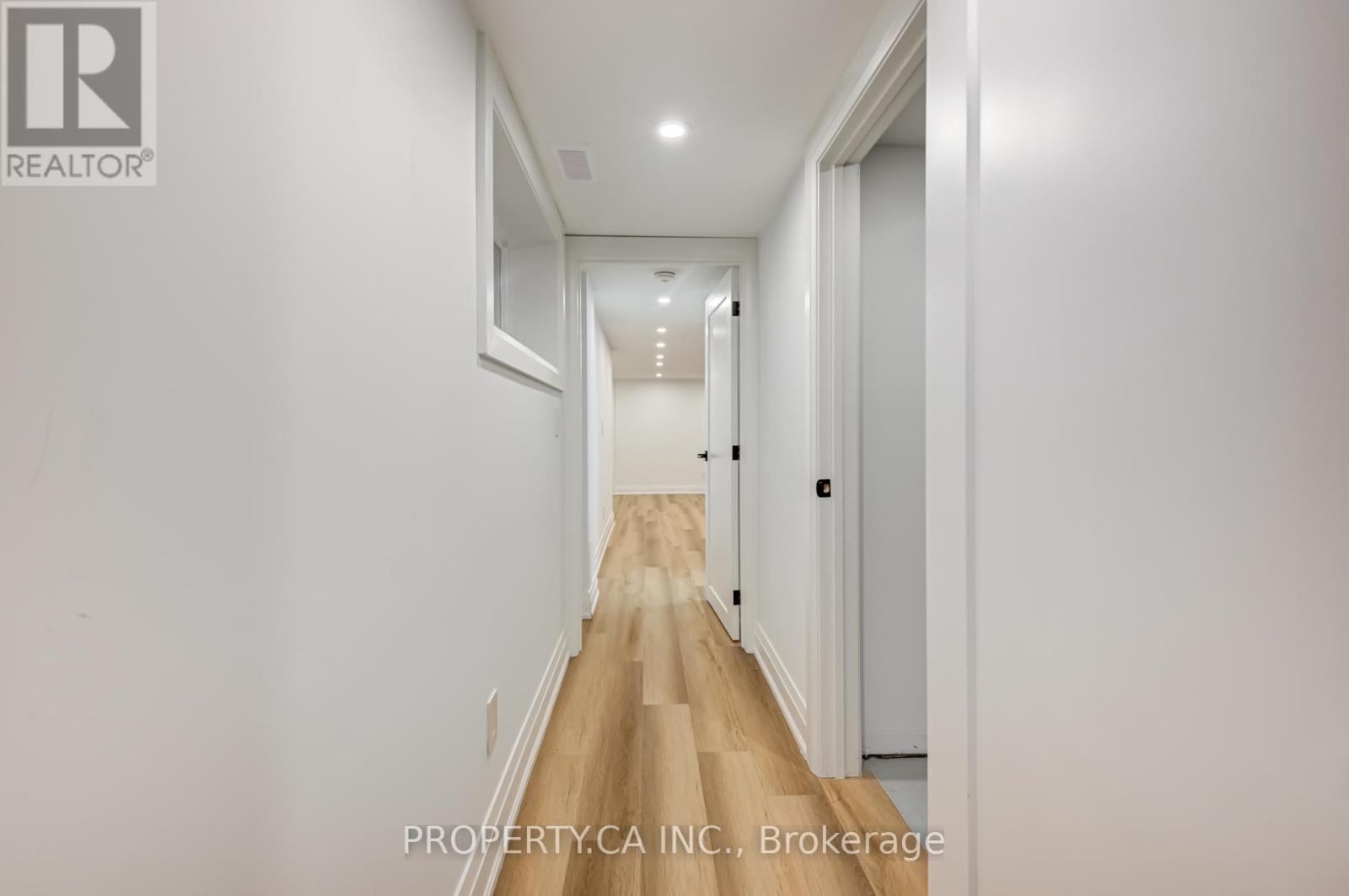 Lower - 8 First Avenue, Toronto, Ontario  M4M 1W8 - Photo 4 - E12943656