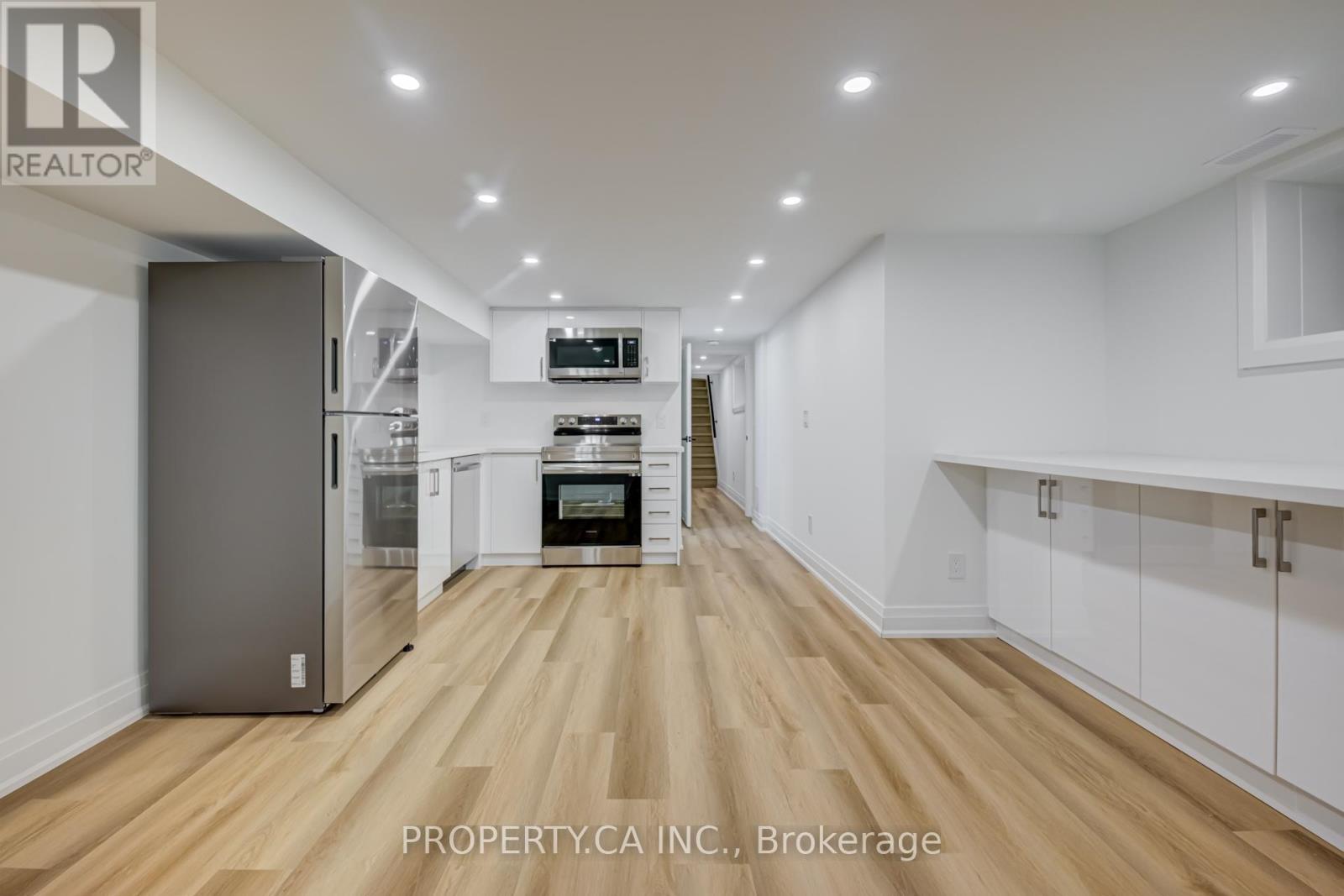 Lower - 8 First Avenue, Toronto, Ontario  M4M 1W8 - Photo 5 - E12943656