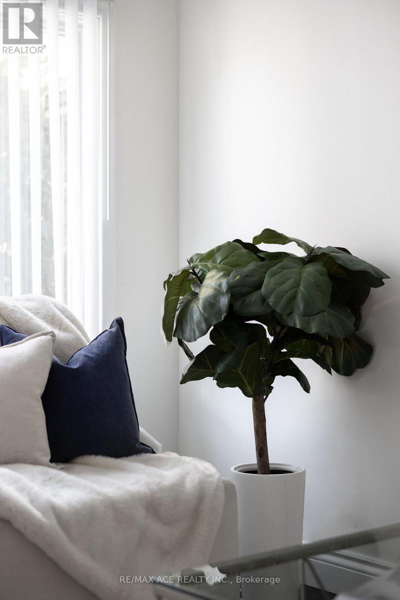 54 South Woodrow Boulevard, Toronto, Ontario  M1N 3L6 - Photo 16 - E12943688