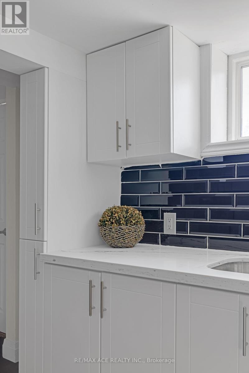 54 South Woodrow Boulevard, Toronto, Ontario  M1N 3L6 - Photo 34 - E12943688