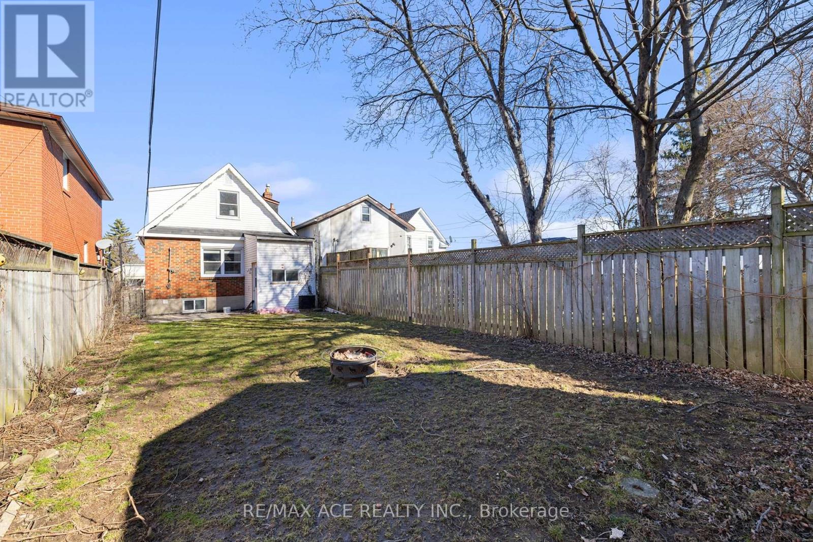 54 South Woodrow Boulevard, Toronto, Ontario  M1N 3L6 - Photo 38 - E12943688