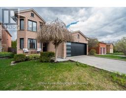 284 LANCREST STREET, Pickering, Ontario