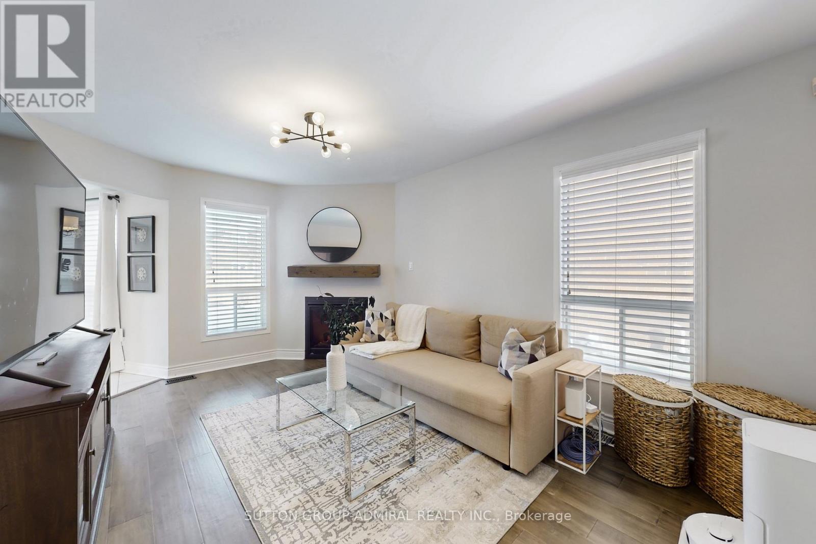 284 Lancrest Street, Pickering, Ontario  L1V 6N3 - Photo 14 - E12943744