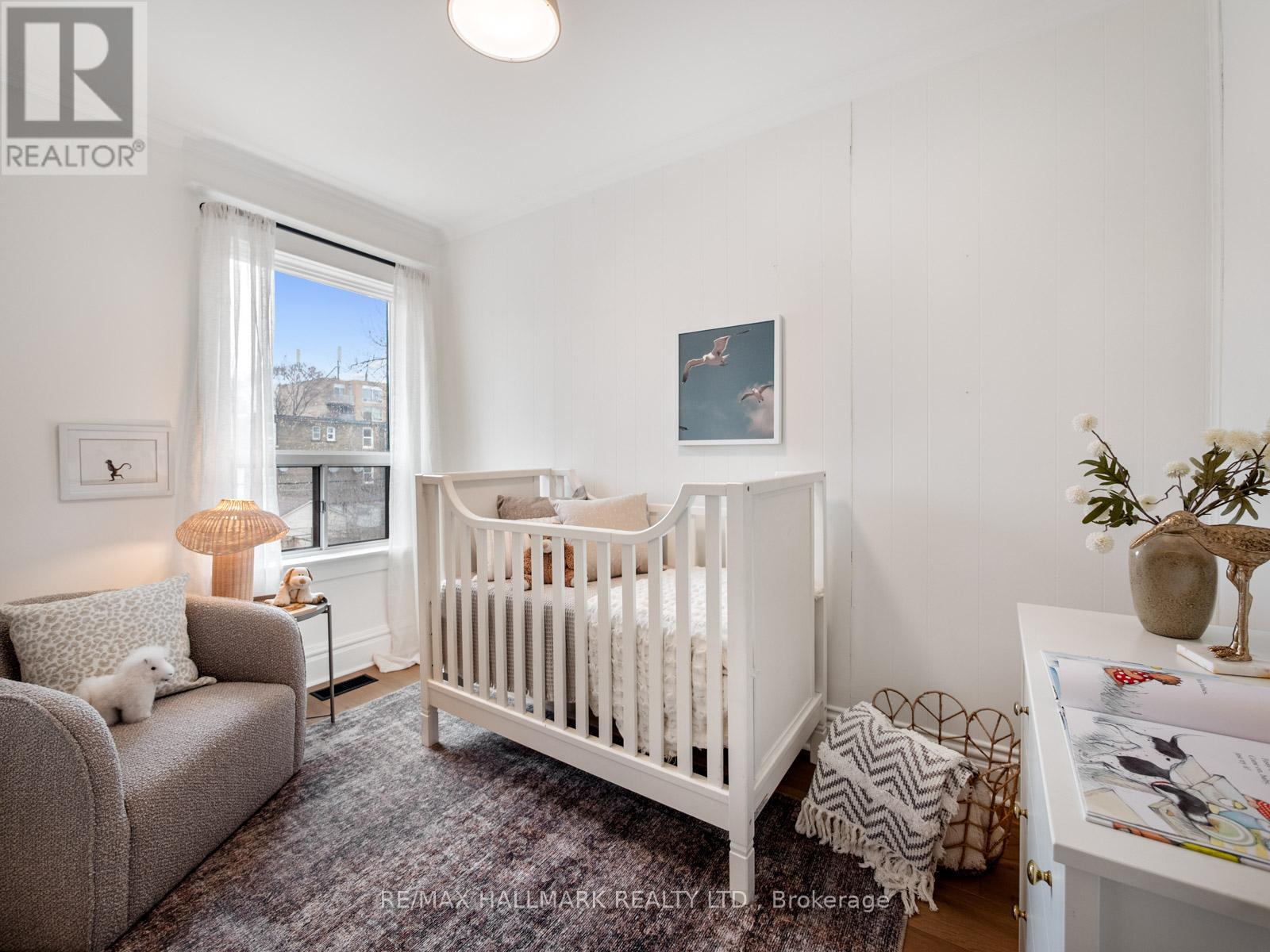 24 Richard Avenue, Toronto, Ontario  M4L 1W9 - Photo 27 - E12943782