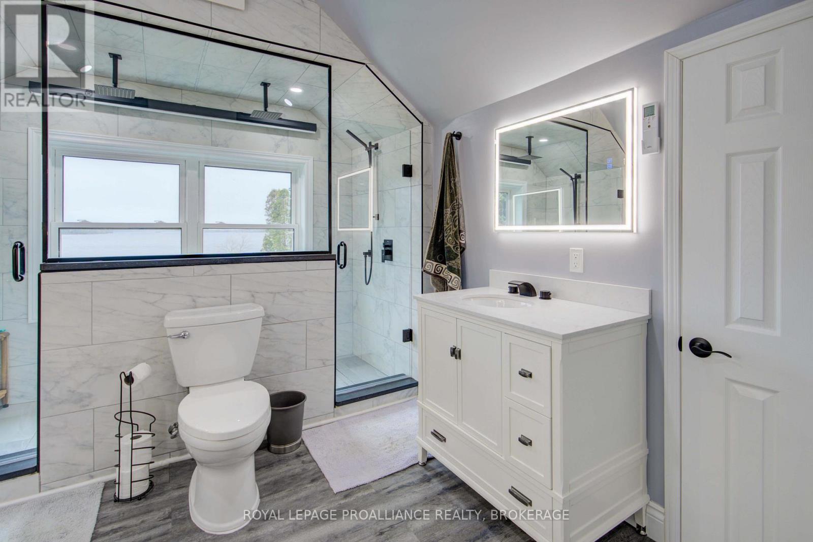 29 Main Street, Westport, Ontario  K0G 1X0 - Photo 33 - X12439283