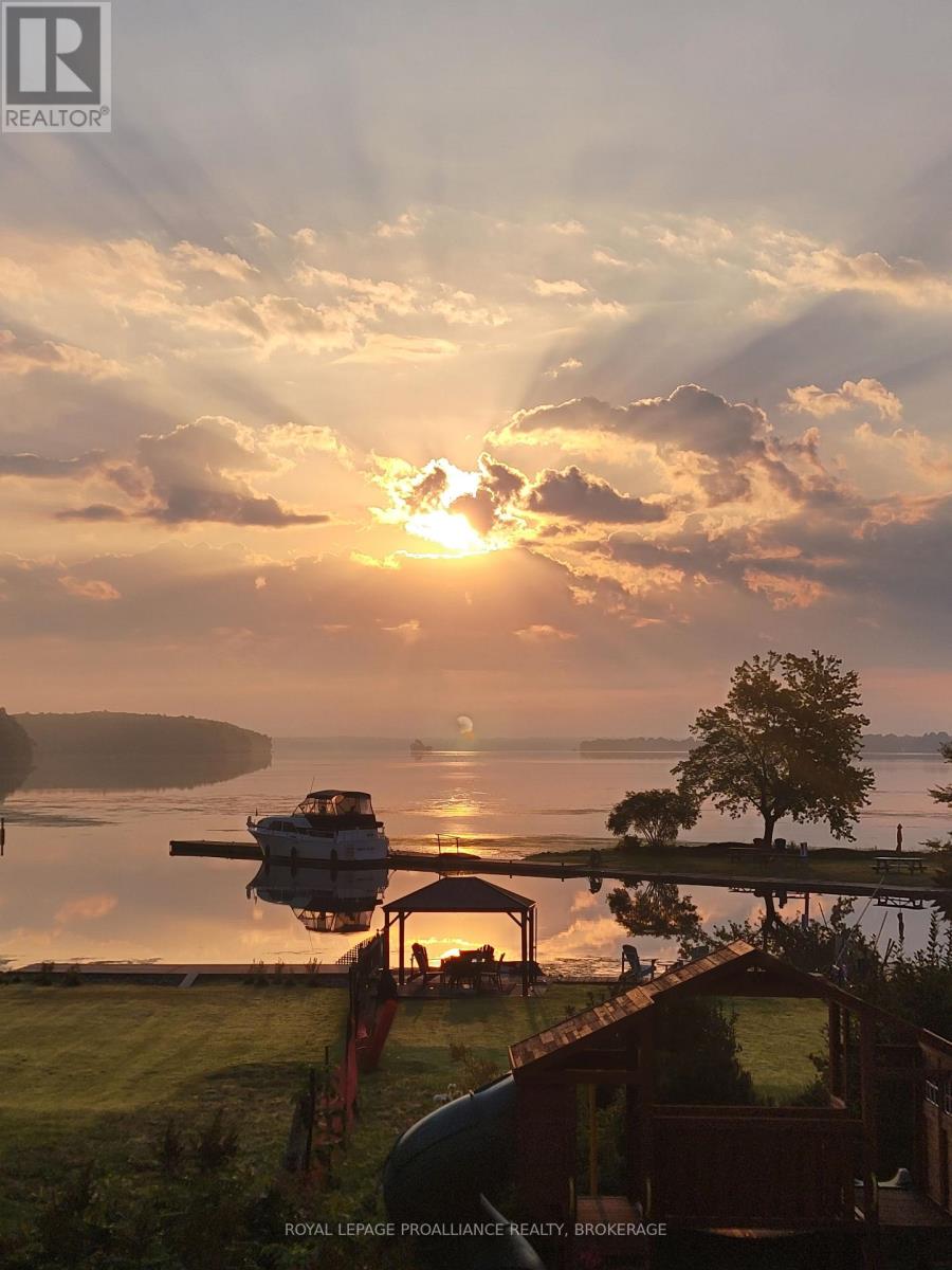 29 Main Street, Westport, Ontario  K0G 1X0 - Photo 41 - X12439283