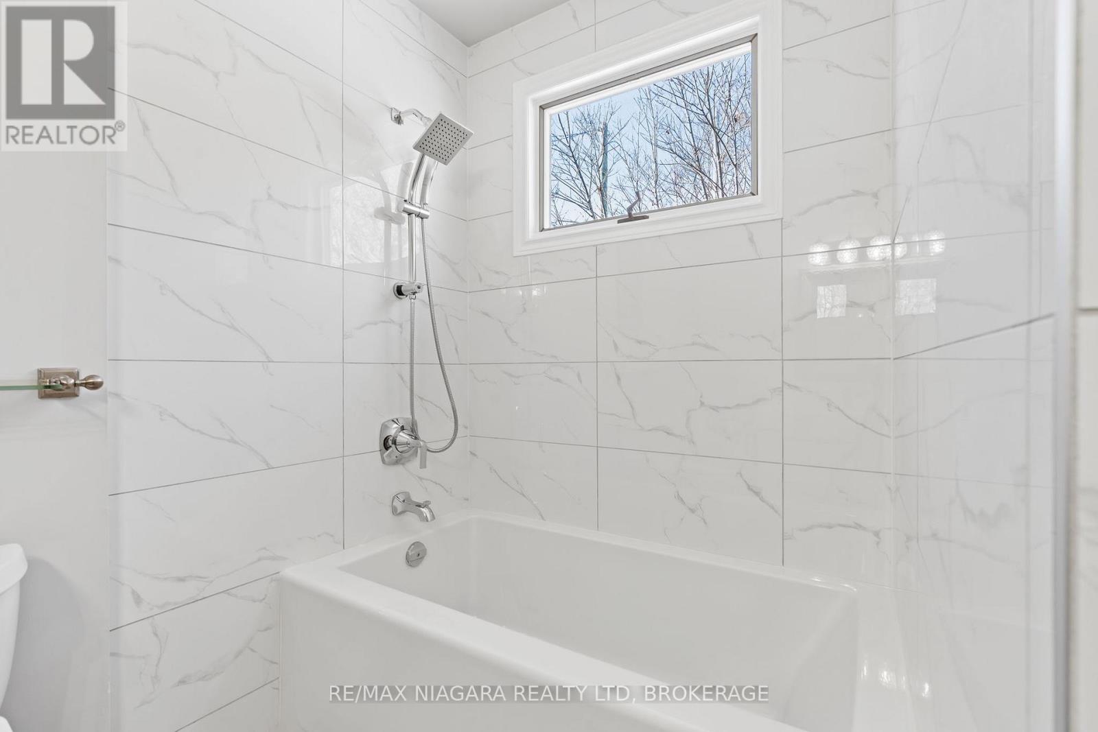 148 Lakeshore Road, St. Catharines, Ontario  L2N 2V1 - Photo 21 - X12845390