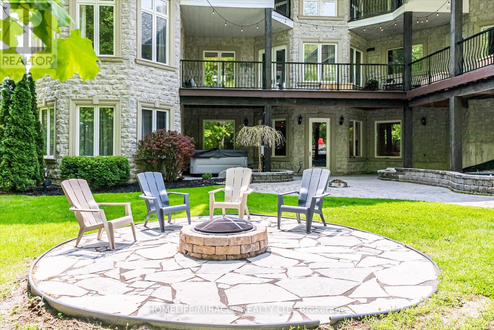 12 Deer Run, Uxbridge, Ontario  L9P 0K9 - Photo 39 - N12943364