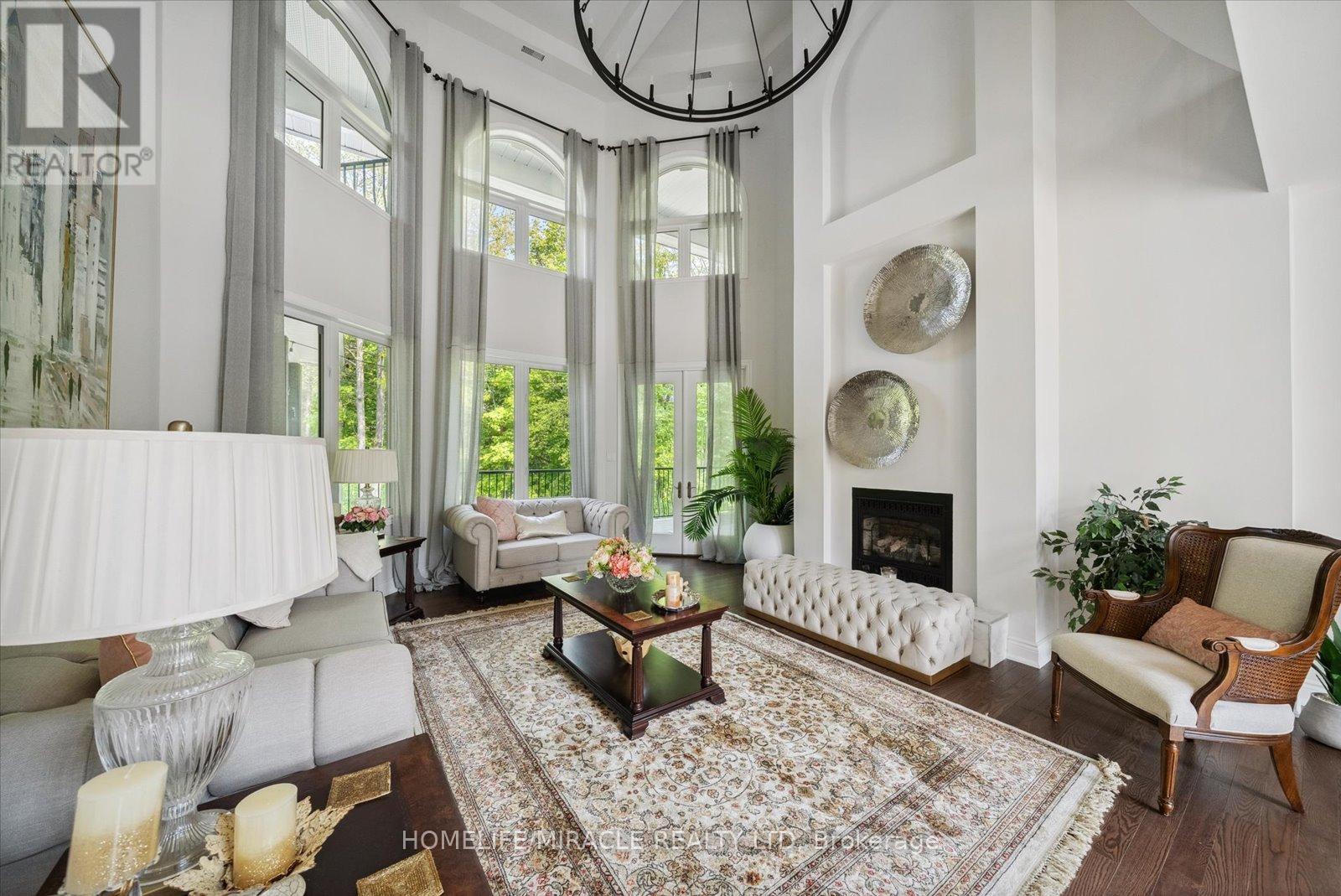 12 Deer Run, Uxbridge, Ontario  L9P 0K9 - Photo 7 - N12943364