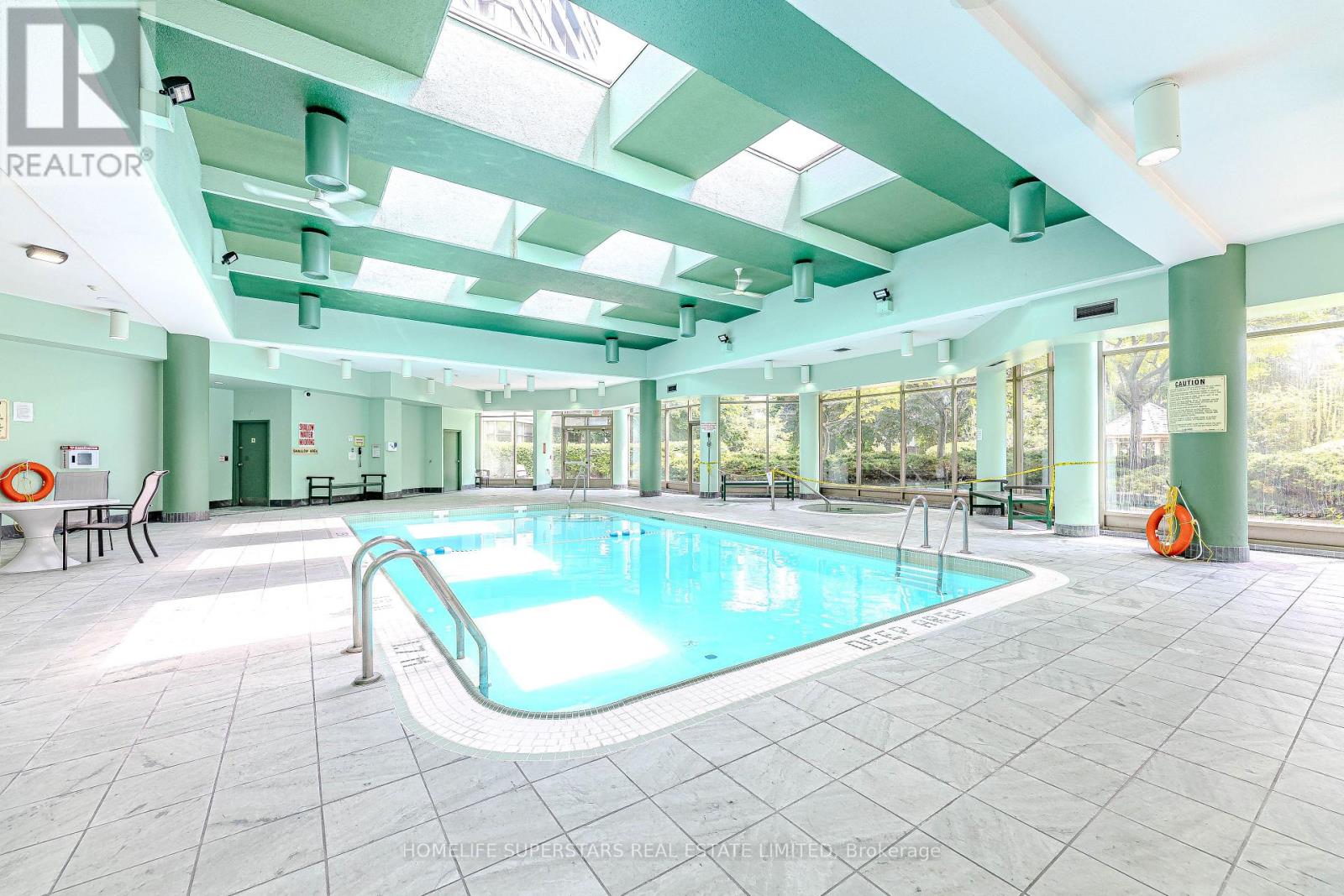 1005 - 7 Townsgate Drive, Vaughan, Ontario  L4J 7Z9 - Photo 29 - N12943366