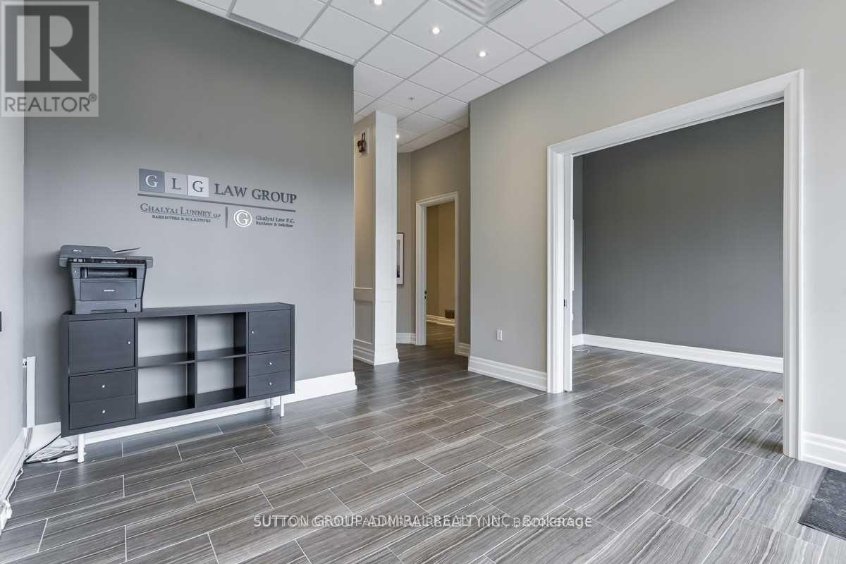 105 - 10376 Yonge Street, Richmond Hill, Ontario  L4C 3B8 - Photo 4 - N12943390