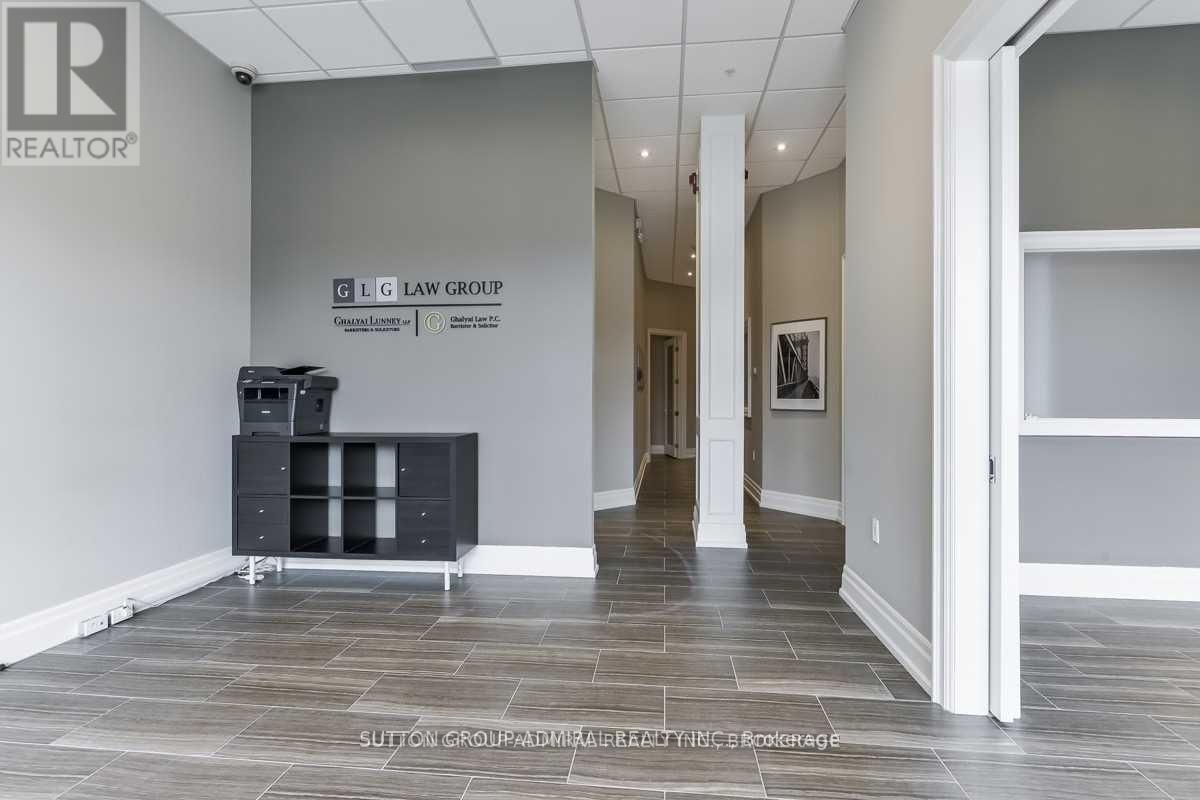 105 - 10376 Yonge Street, Richmond Hill, Ontario  L4C 3B8 - Photo 5 - N12943390