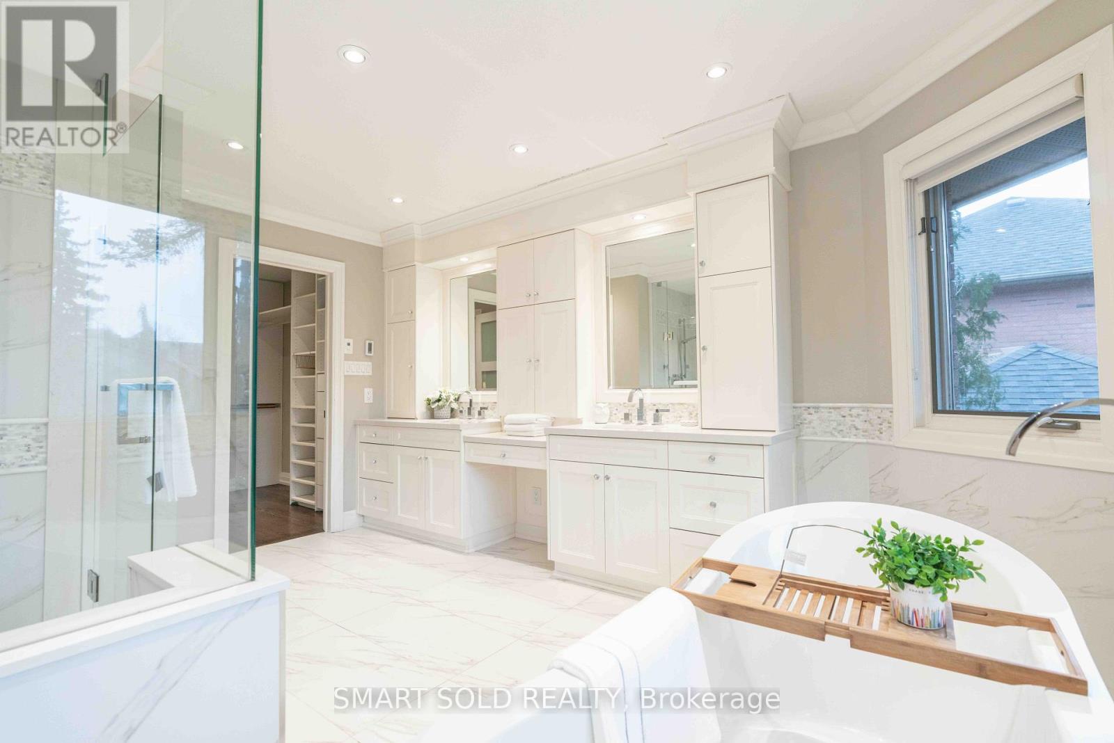 107 Arnold Avenue, Vaughan, Ontario  L4J 1B6 - Photo 29 - N12943408