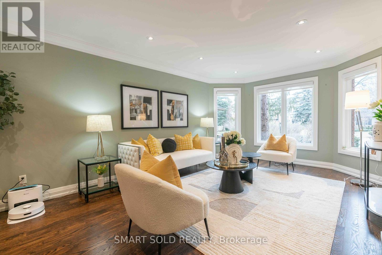 107 Arnold Avenue, Vaughan, Ontario  L4J 1B6 - Photo 8 - N12943408