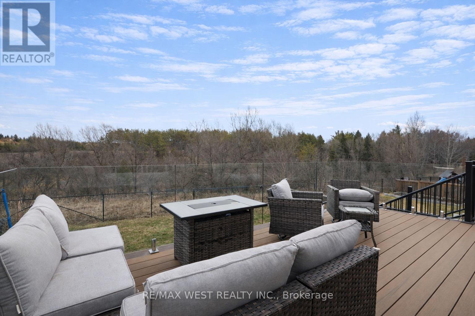 23 Webb Trail, New Tecumseth (Tottenham), Ontario  L0G 1W0 - Photo 18 - N12943442