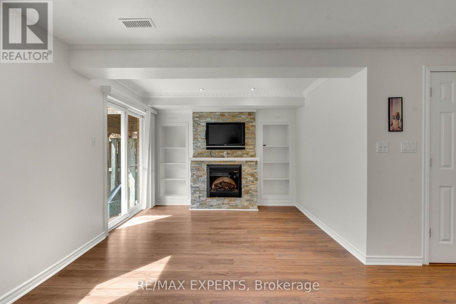 61 - 19 Foxchase Avenue, Vaughan, Ontario  L4L 9N1 - Photo 30 - N12943446