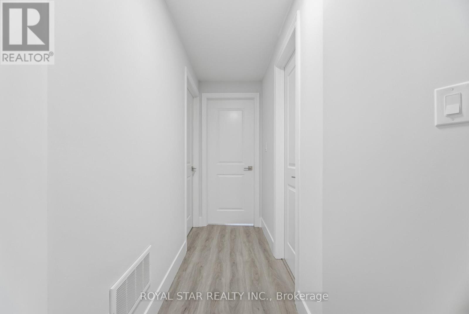 3 - 11 Plaisance Road, Richmond Hill, Ontario  L4C 5H1 - Photo 24 - N12943476