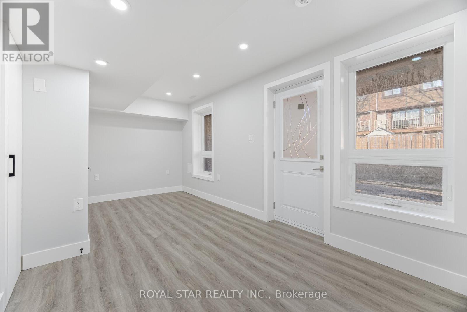 3 - 11 Plaisance Road, Richmond Hill, Ontario  L4C 5H1 - Photo 36 - N12943476