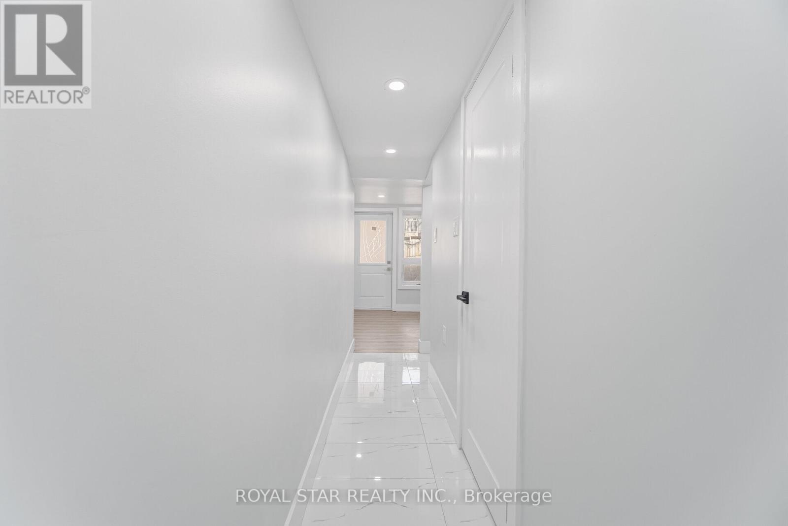 3 - 11 Plaisance Road, Richmond Hill, Ontario  L4C 5H1 - Photo 37 - N12943476