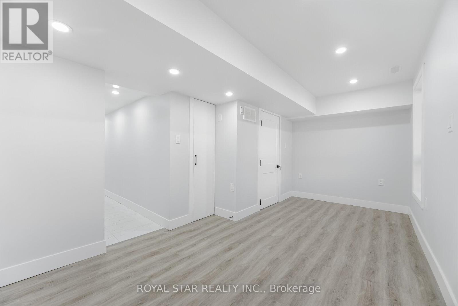 3 - 11 Plaisance Road, Richmond Hill, Ontario  L4C 5H1 - Photo 38 - N12943476