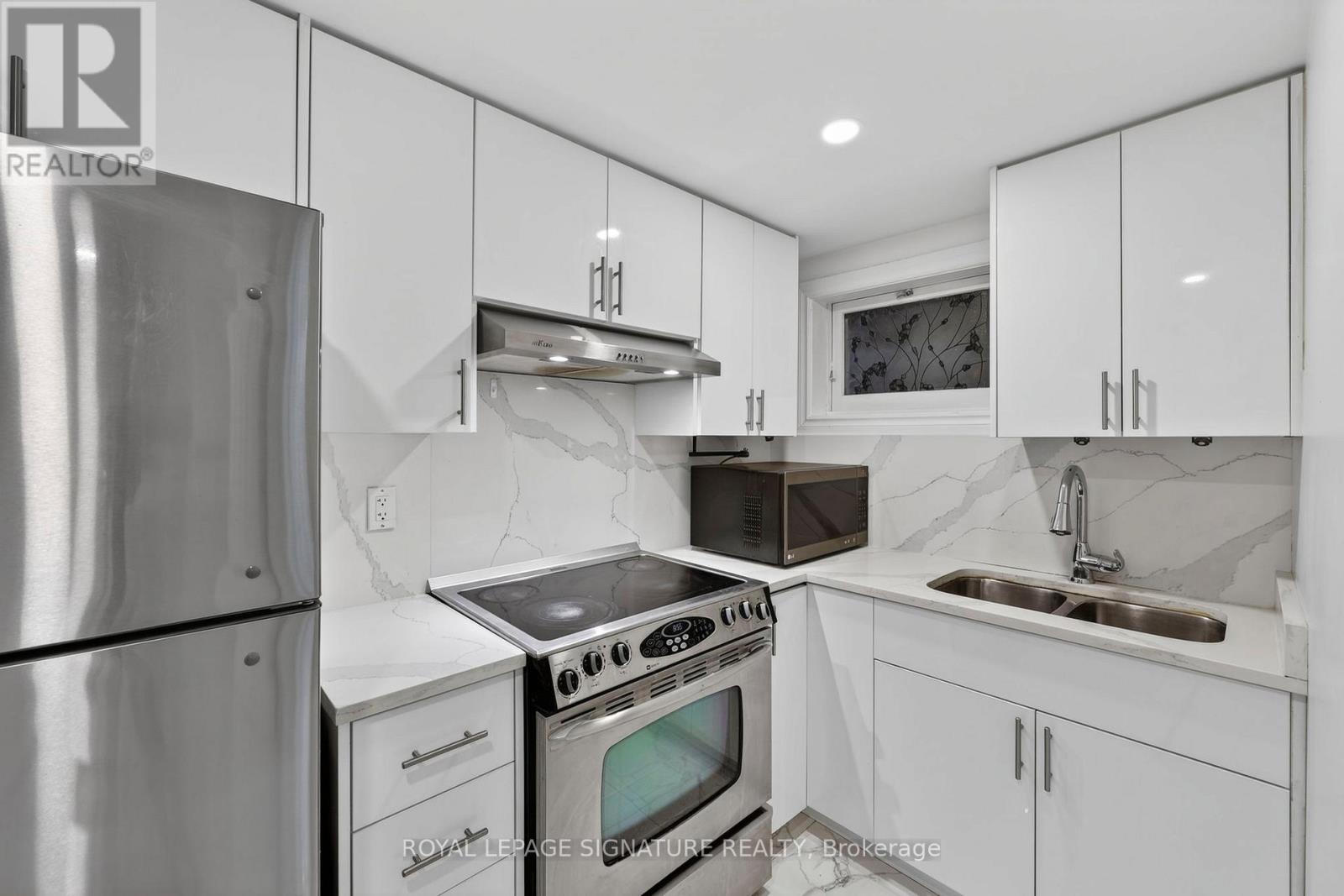 41 Wild Cherry Lane, Markham, Ontario  L3T 3T3 - Photo 38 - N12943480