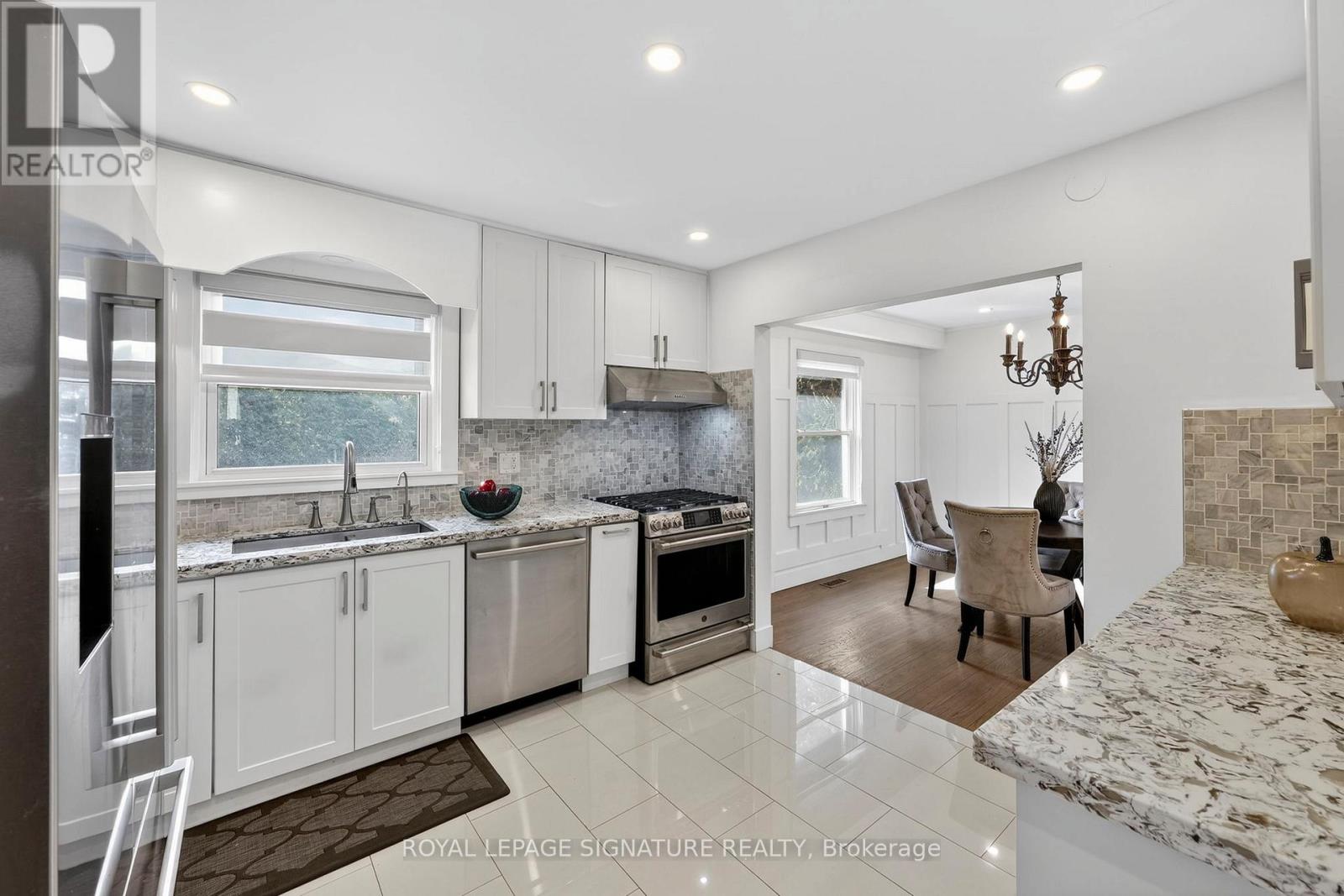 41 Wild Cherry Lane, Markham, Ontario  L3T 3T3 - Photo 6 - N12943480