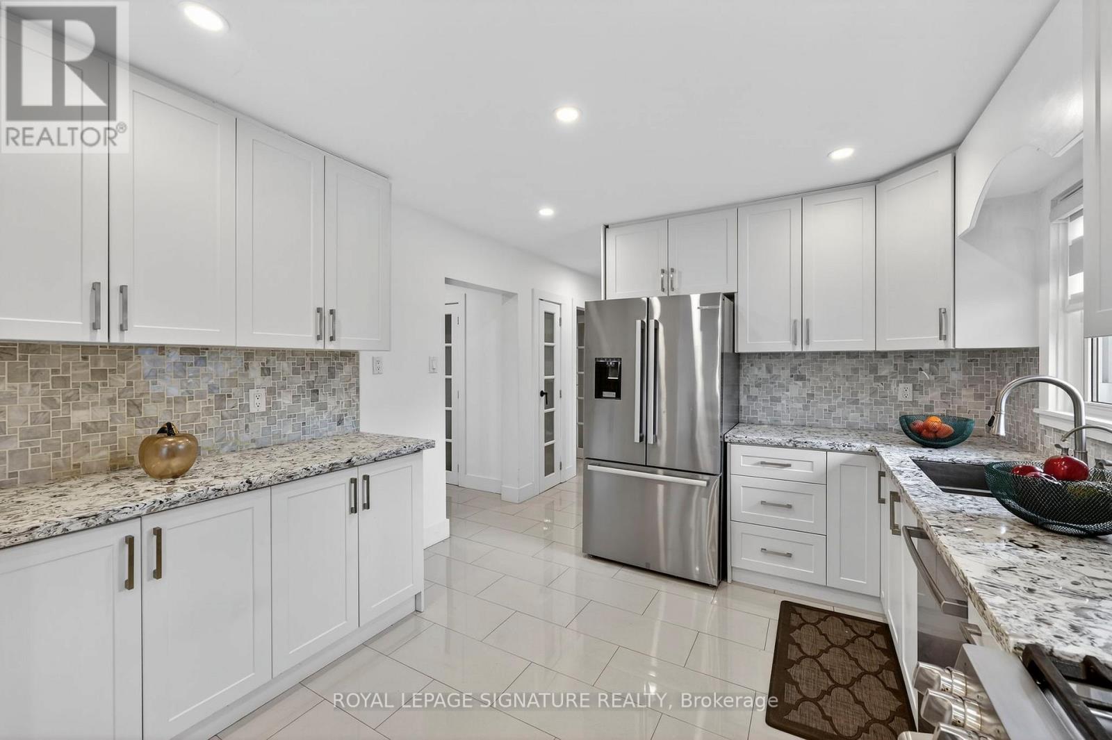 41 Wild Cherry Lane, Markham, Ontario  L3T 3T3 - Photo 8 - N12943480