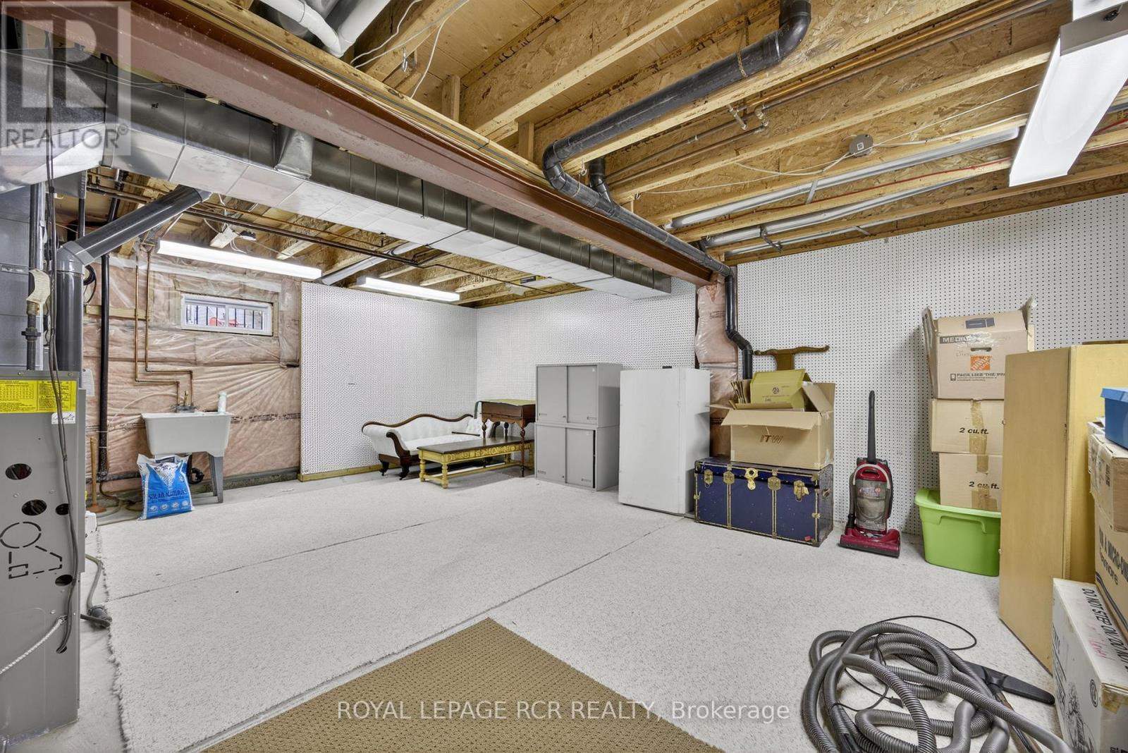 932 Shadrach Drive, Newmarket, Ontario  L3X 2H4 - Photo 38 - N12943482