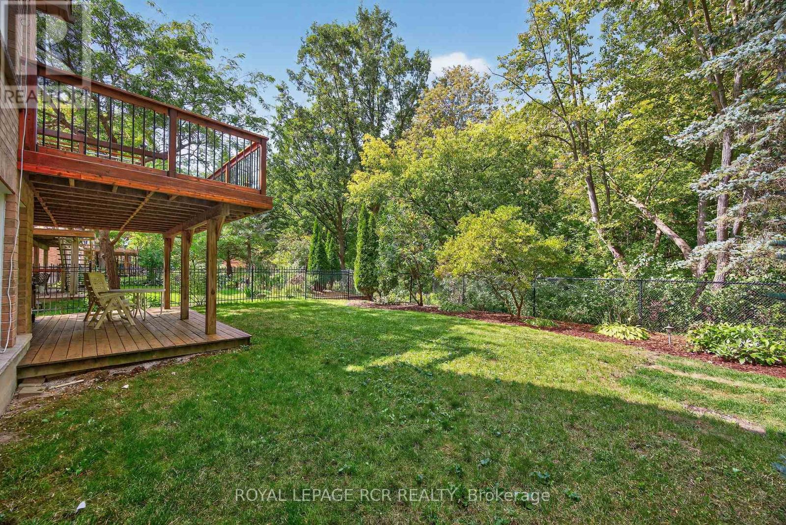 932 Shadrach Drive, Newmarket, Ontario  L3X 2H4 - Photo 48 - N12943482